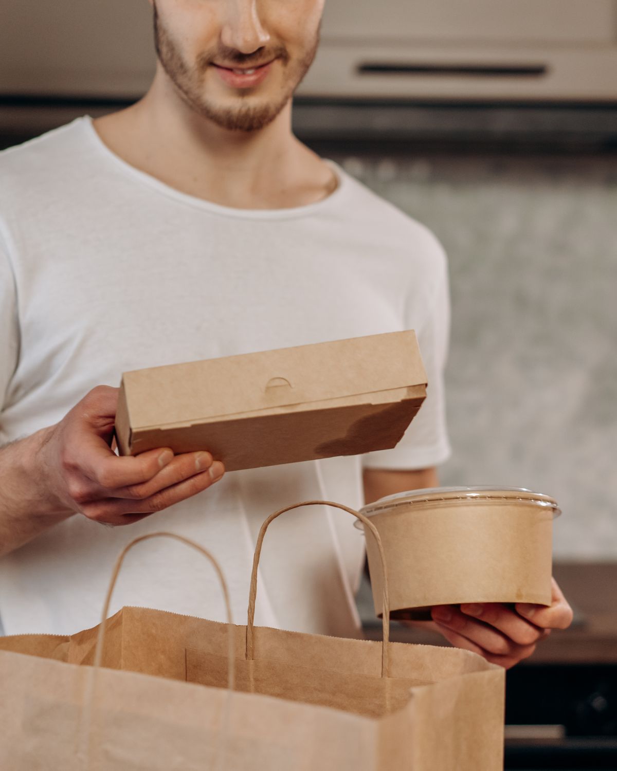 Preparing a fresh takeaway order